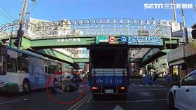 闖黃燈,高職女,哀號,新北,翻攝畫面