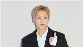 EXO　XIUMIN首張迷你專輯《Brand New》。（圖／avex taiwan提供）