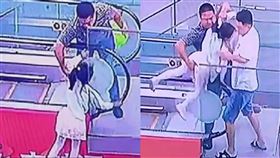 救人,網友,抨擊,手扶梯,位置,騷擾,不雅