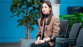  《氣象廳的人們：社內戀愛殘酷史篇》宋江、朴敏英（圖／Netflix提供）