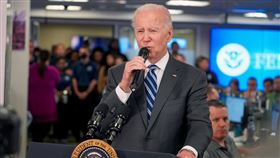 美國總統拜登近日在公開場合呼喊已故議員名字，心智狀況受到眾人質疑。（圖／翻攝自The White House臉書）