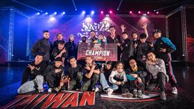 ▲亨泰舞團奪下台灣區冠軍，12月將代表台灣出征沖繩。(圖/HentaiBreakers變態霹靂舞團)