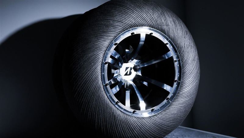 能抵抗宇宙輻射　金屬打造登月車輪胎