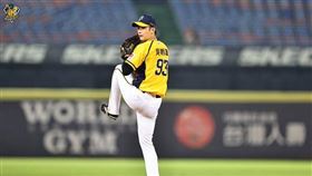 ▲中信兄弟吳哲源第10勝。（圖／中信兄弟球團提供）