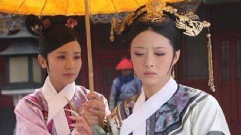 妃子被寵幸的第二天為何都要人攙扶著走？