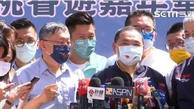 柯文哲、侯友宜同框北北基桃眷村文化節。