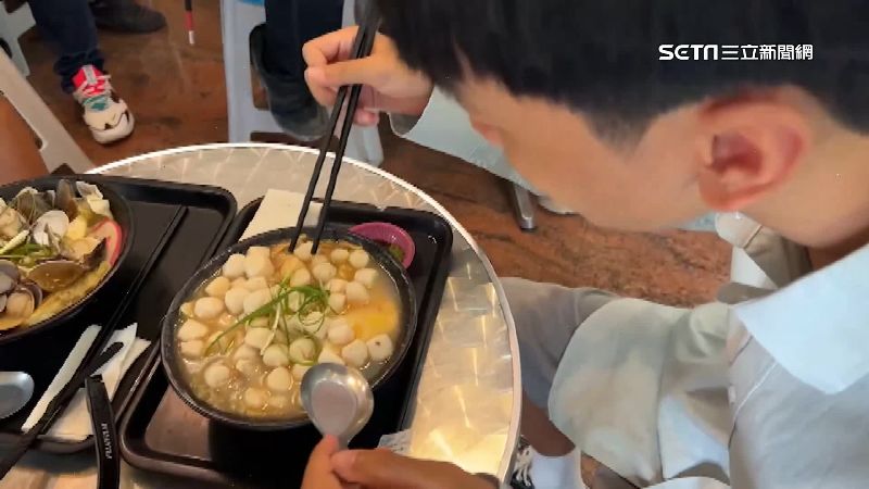 痛風意麵56顆干貝加爆　遊客：台南超浮誇