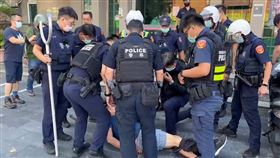 雙刀竊賊,機車竊盜,鼓山分局內惟派出所,汽油彈