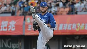 ▲富邦悍將先發投手安得勝。（圖／記者劉彥池攝影）