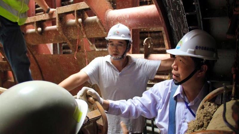 台中科長凹廠商3車私用辯陋習　貪污判8年