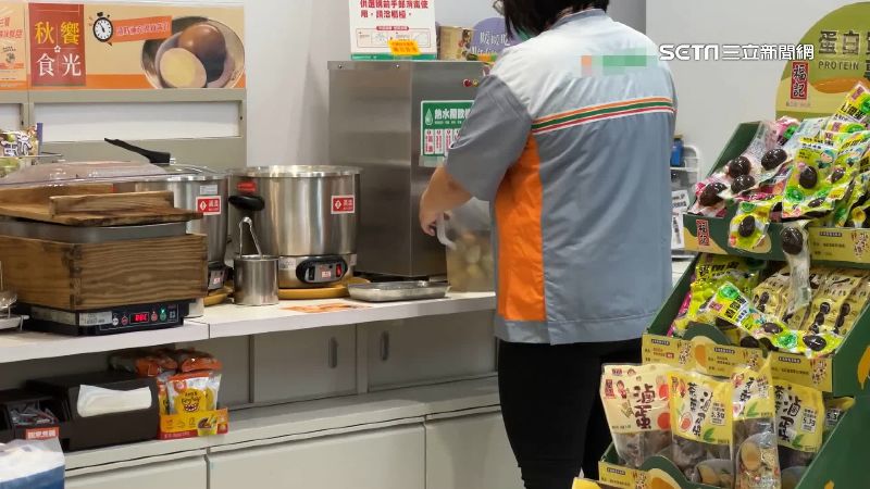 幫茶葉蛋加水…高雄男身份曝光也是同業！