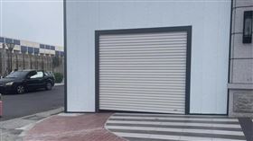 違建,人行道,公共設施,彰化,屋主,鐵皮屋https://www.facebook.com/photo/?fbid=10227684067663863&set=g.451357468329757