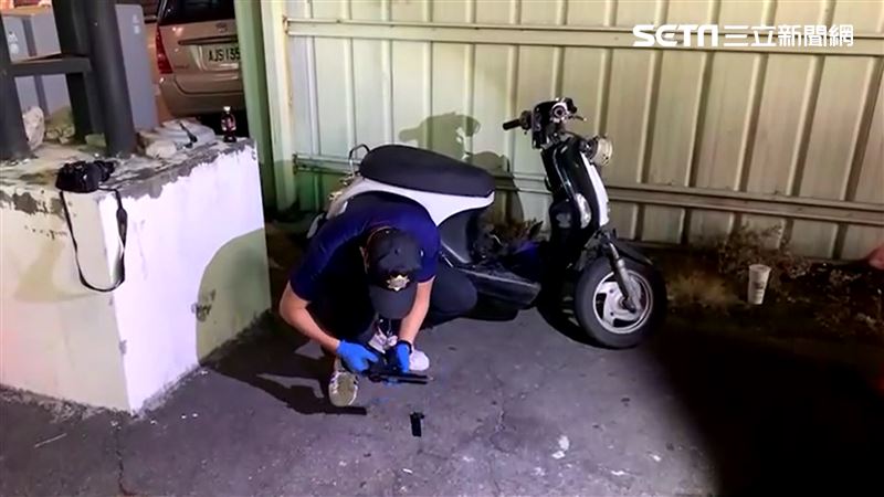 台中無照少女機車掉BB槍！找槍畫面曝