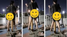 薄紗妹在公園運動，火辣身材若隱若現。（圖／翻攝自抖音）