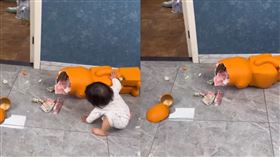 女兒打破公仔，意外發現爸爸的私房錢。（圖／翻攝自微博）