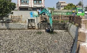 嘉義縣東石溝渠魚群大量暴斃