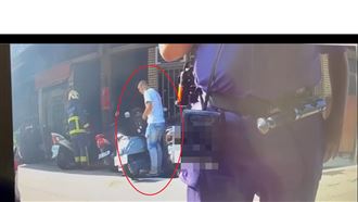 向父討錢出遊不成！新北啃老男縱火燒機車