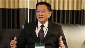 國防部副部長：美方願全力在軍售上協助台灣國防部副部長王信龍率團出席美台國防工業會議，他3日受訪表示，代表團在會中誠懇表達台灣軍售狀況及碰到的窒礙，並說明當前風險，美方願意全力協助台灣。中央社記者徐薇婷里契蒙攝  111年10月4日