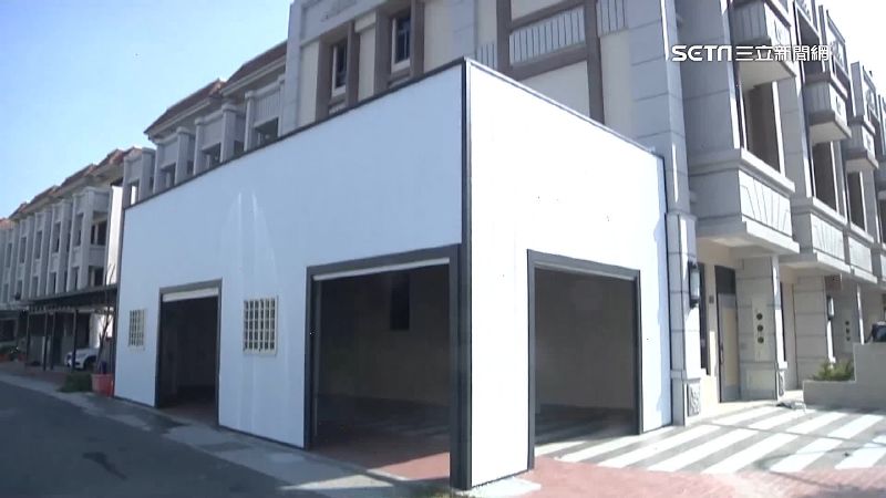 彰化鐵皮車庫吞人行道！屋主曝光是前鄉代