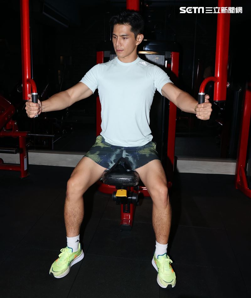 祖雄三立新聞網專訪。（記者邱榮吉/攝影）