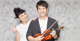 魏如萱及男友隆宸翰 圖／好多音樂提供