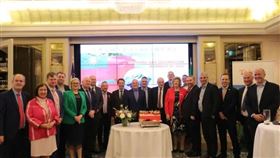 駐愛爾蘭代表處4日晚間在都柏林市中心威斯特柏里旅館宴會大廳舉行國慶酒會，約100名外交、經貿、學術、文化及僑界等領域代表出席。（駐愛爾蘭代表處提供）中央社記者陳韻聿倫敦傳真