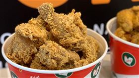 拿坡里炸雞專賣店。（圖／記者馮珮汶攝）