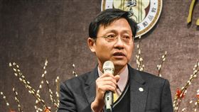 台灣大學22日新春團拜，歷任校長出席並發表針對校長遴選爭議看法，代理校長郭大維。 圖／記者林敬旻攝