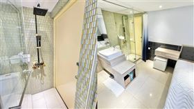 租屋,中山,套房,裝潢,新奇,浴室,床,奇葩,便利,捷運站,租金