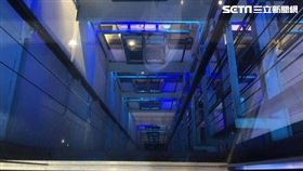 台中市,中友百貨,電梯,墜落