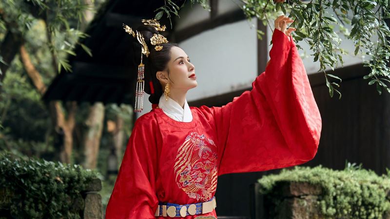 90年代最美小龍女！女星李若彤如今長這樣