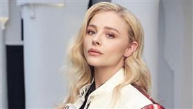 克羅伊摩蕾茲（Chloë Grace Moretz）https://www.instagram.com/p/CdjR3PAv29e/