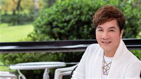 台語歌手高向鵬摔倒昏迷近1年，5日不幸辭世。（圖／翻攝高向鵬臉書）