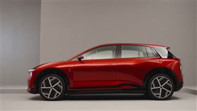 鴻海電動休旅車「MODEL B」首亮相。（圖／翻攝自鴻海YT）