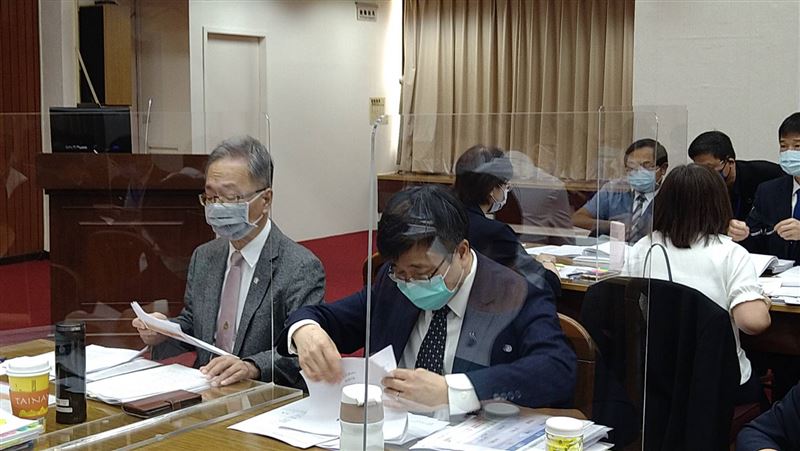 採購價保密！薛瑞元揭4新冠疫苗保密年限
