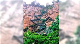 ▲郭亮村原對外聯絡的唯一天梯。（圖／擷取自郭亮村宣傳網站）