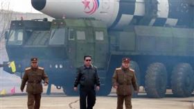 北韓試射彈道飛彈拍官宣片 金正恩好萊塢風格亮相（圖／翻攝自北韓中央通信社網頁kcna.kp）