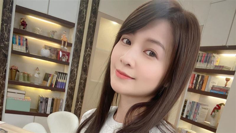 懶甩許仁杰不倫戀　謝京穎長文洩近況