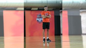 桃園璞園領航猿新教練卡米諾斯總教練。（圖／桃園領航猿提供）