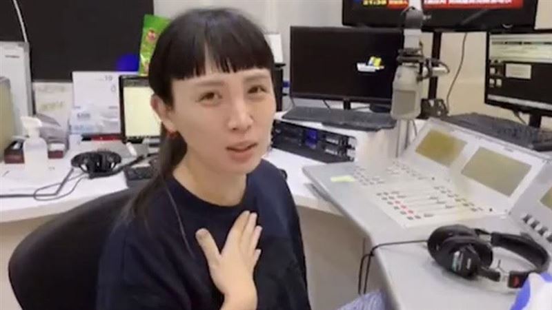 魏如萱離婚後首度露面　一句話堵住全場嘴