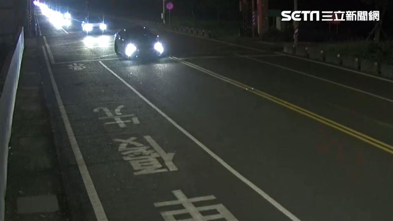 33台雙B競速！185線當賽道速度快到模糊