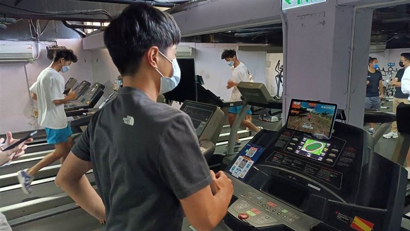 三鐵「數位化」！室內拚成績還有獎金拿