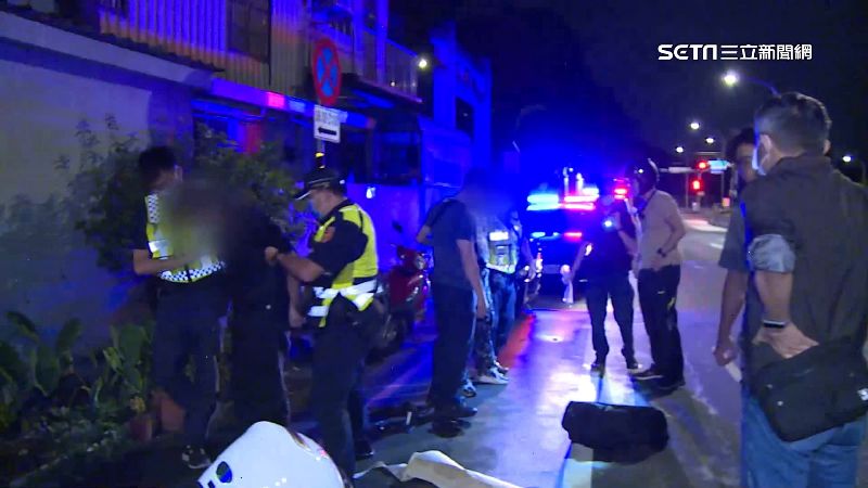 2賊半夜潛寺廟二度偷畫　警埋伏壓制逮人
