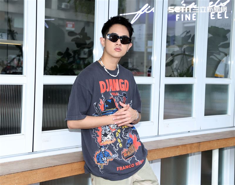 蕭易恩三立新聞網專訪。（記者邱榮吉/攝影）