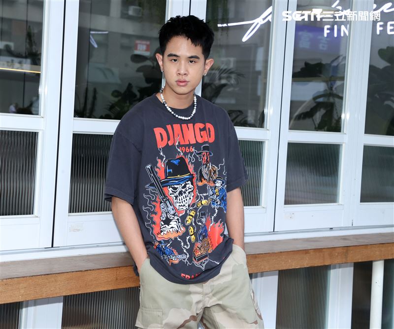 蕭易恩三立新聞網專訪。（記者邱榮吉/攝影）