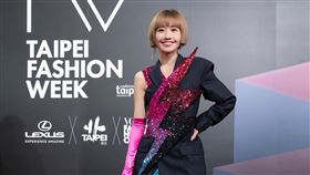 Lulu黃路梓茵昨晚主持《臺北時裝週》。（圖／翻攝自Lulu黃路梓茵臉書）