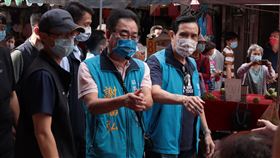 馬英九赴市場陪謝福弘掃街！成超級助選員（圖／翻攝畫面）