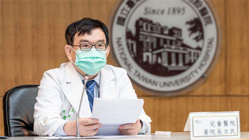 邊境解封何時脫口罩？黃立民曝最快時間