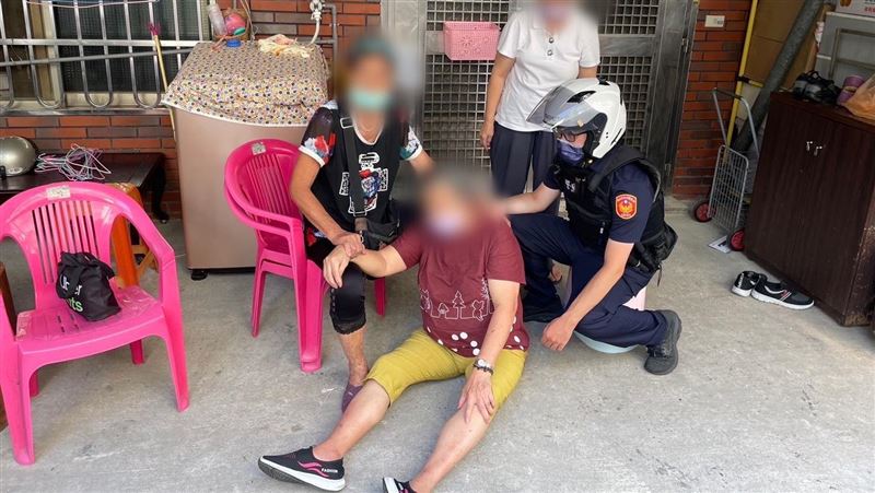 土城7旬婦突昏厥倒地！警即刻救援急送醫