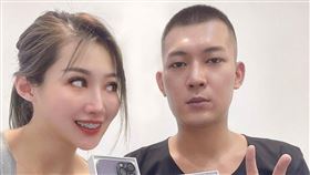 鳳梨、歐菈（圖／翻攝自鳳梨臉書）